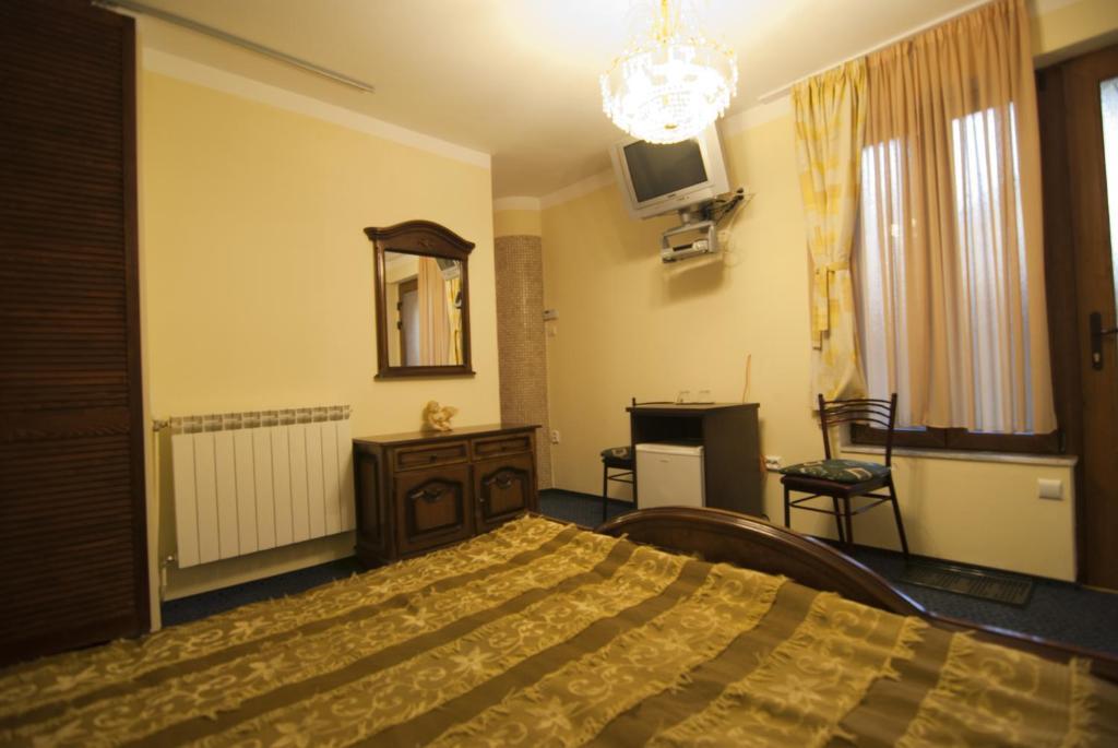 Pensiunea Italiana Braşov Esterno foto